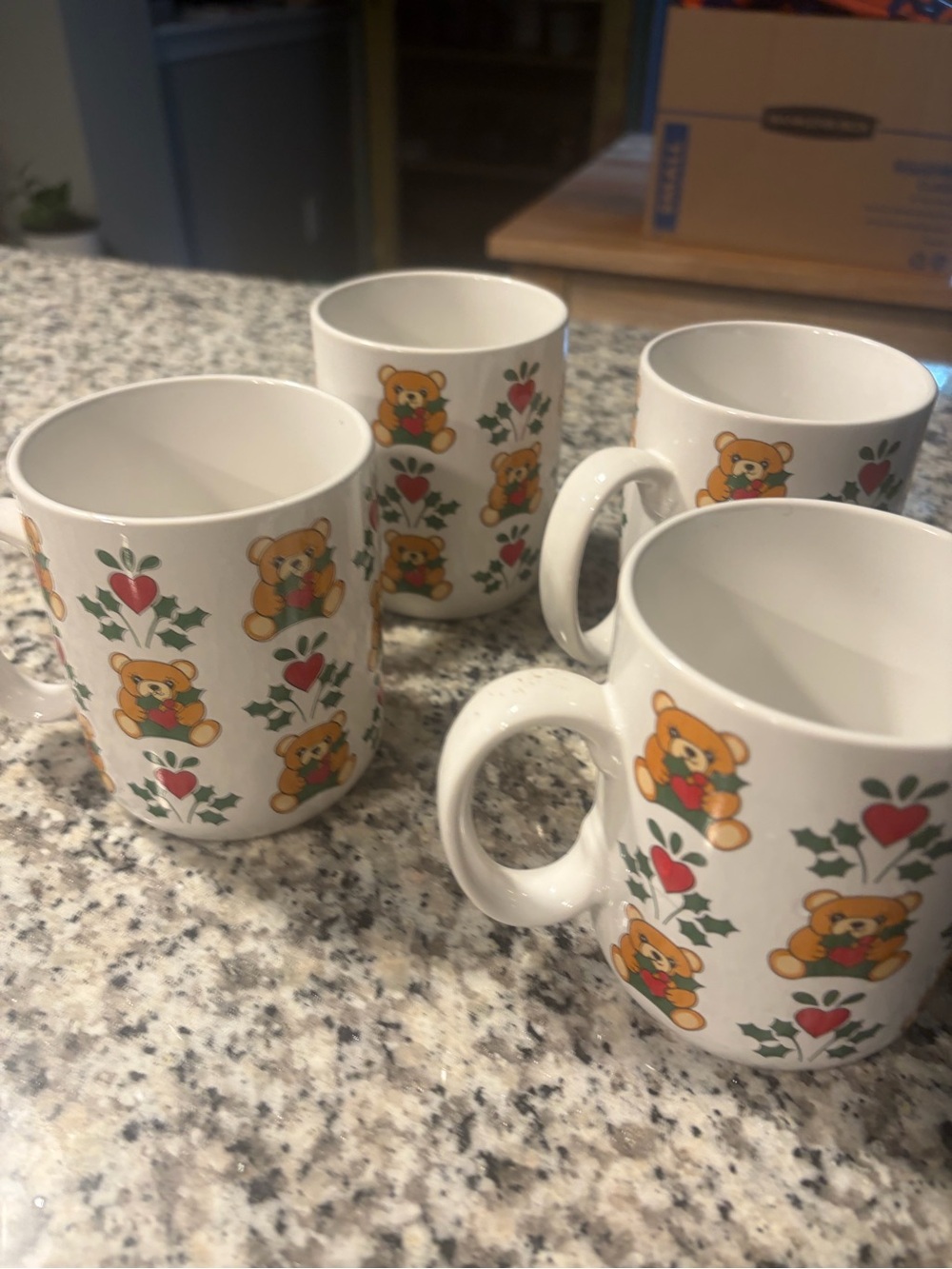 Signature Housewares Inc Japan vintageTeddy BearCeramic Mugs - Set of 4